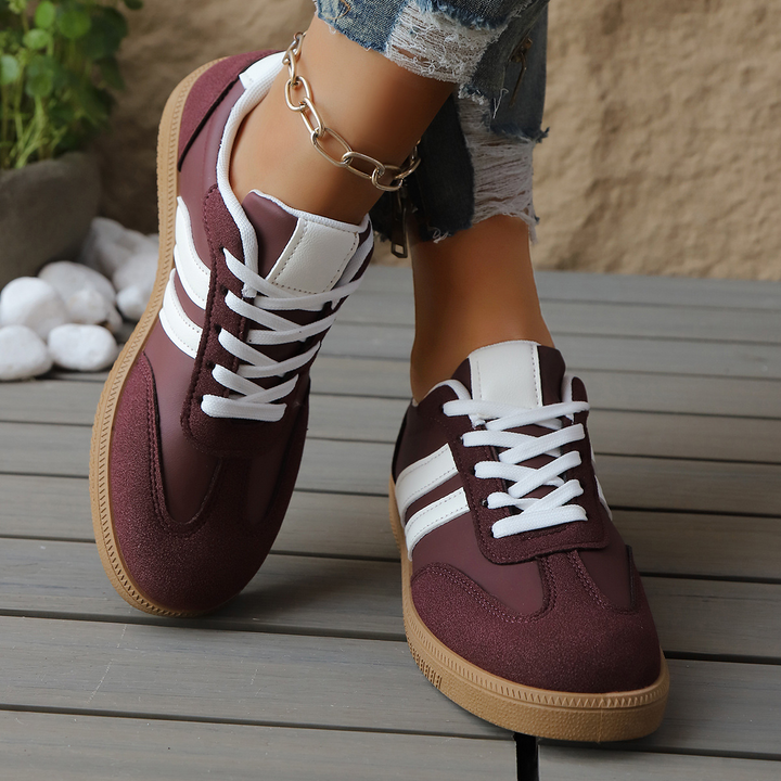 Zippa women's classic retro sneakers. Lightweight comfort & vintage style for everyday casual wear. Low-top.