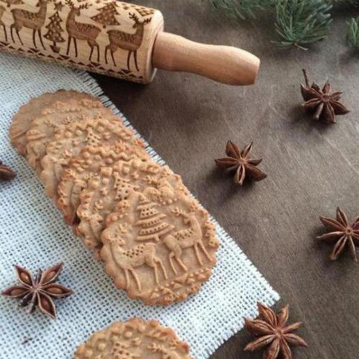 Easy-to-use embossed rolling pin makes stunning patterned cookies & pastries. A must-have kitchen gadget for bakers.