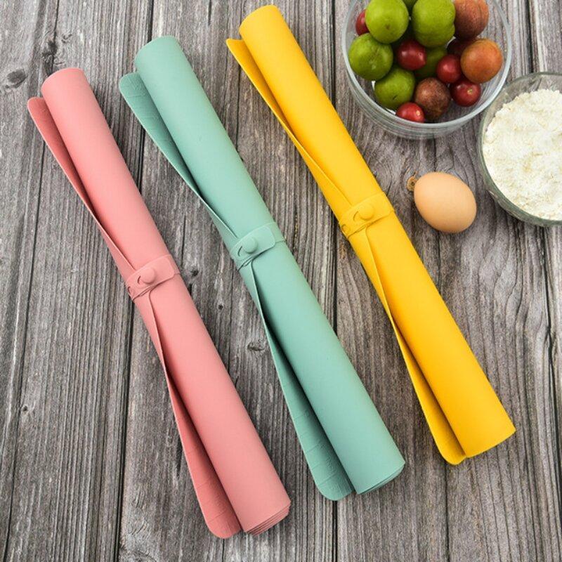 Durable XL silicone baking mat, non-stick & easy to clean. Perfect for healthy baking, pastry, & a clean kitchen counter.