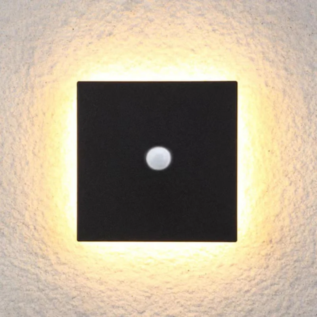 Zenith modern minimalist LED outdoor wall lamp. Sleek, energy-efficient exterior lighting for home decor.