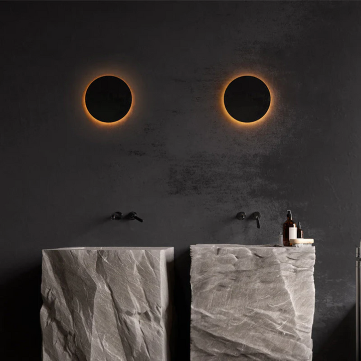 Zenith modern LED wall lamp. Minimalist design, energy-efficient for outdoor & hallway illumination.
